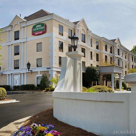 Courtyard Raleigh Crabtree Valley Bagian luar foto