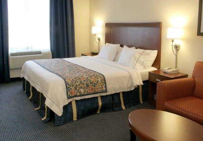Courtyard Raleigh Crabtree Valley Ruang foto